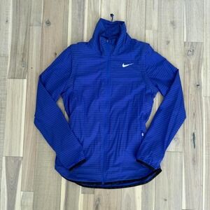 Woman's Nike blue golf jacket Size S #golfwear #athletic
